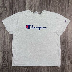 light grey champion logo tee